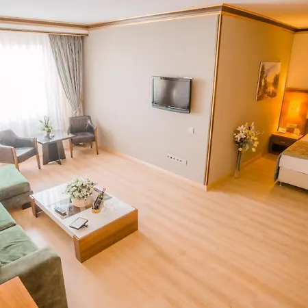 Yuecesoy Liva & Convention Center Mersin Hotel